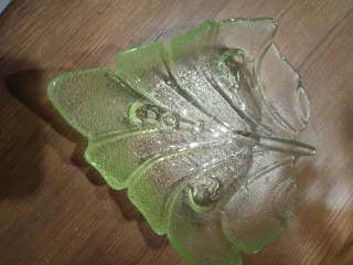 Recipiente cristal hoja verde