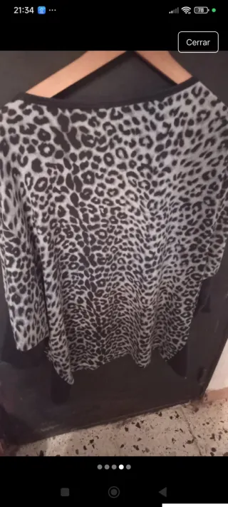 Camiseta manga larga estampado animal print