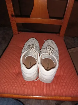 Zapatillas blancas Bambad