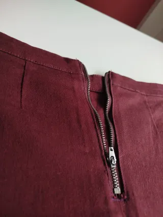 Falda Pull&Bear burdeos