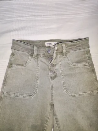 Pantalón campana verde, Green Coast,Talla 32