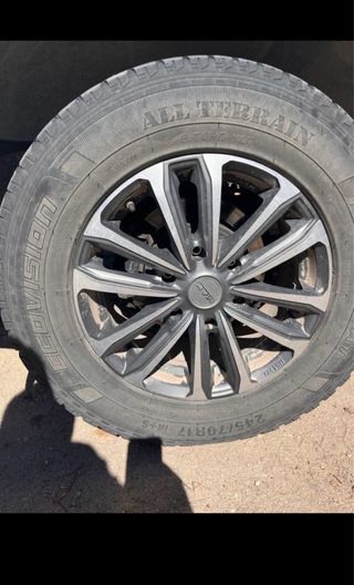 Llanta 245/70R17 ALL TERRAIN