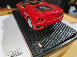 Hot weels Ferrari 360 spider 1.18