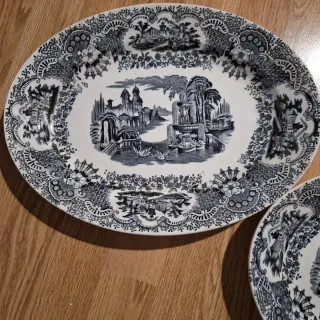 2 Fuentes bandejas de la Cartuja Siglo XIX