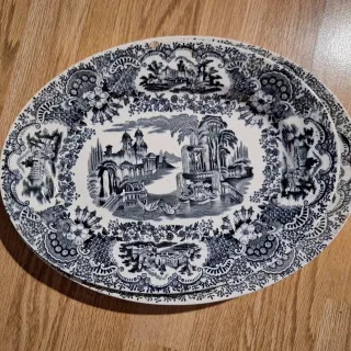 2 Fuentes bandejas de la Cartuja Siglo XIX