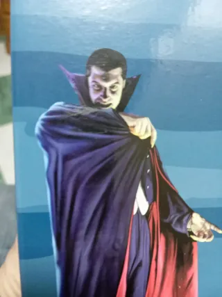 Figura Drácula Universal Clásico 16cm