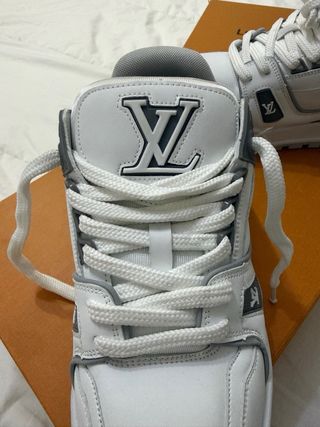 Zapatillas Louis Vuitton Blancas y Grises