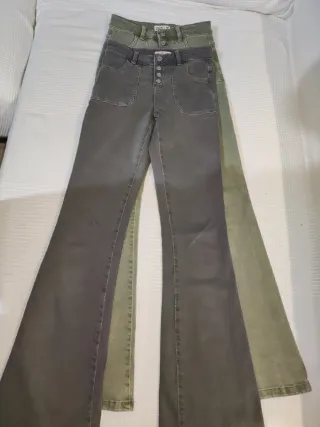 Pantalón campana Green Coast, gris talla 32