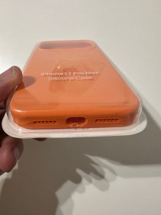 Funda iPhone 17 Pro Max Naranja logo Apple