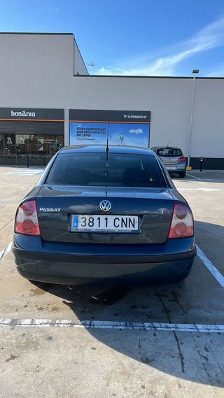 Volkswagen Passat 2003