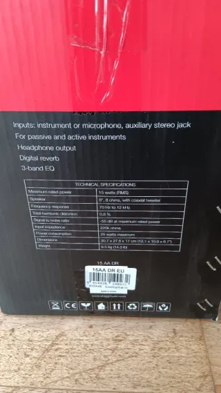 Amplificador Stagg 15w AA DR Negro/Marrón