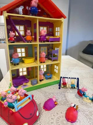 Casa Juguete Peppa Pig con Figuras