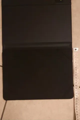 Custodia universale per tablet Trust