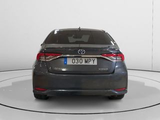 Toyota Corolla Hybrid Style
