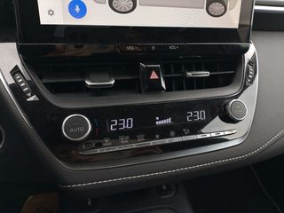 Toyota Corolla Hybrid Style