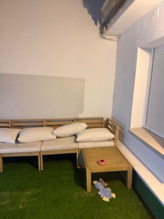 Mesa y sillas de terraza