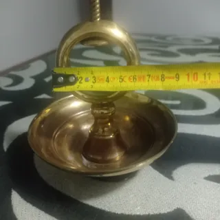 Cascanueces de bronce