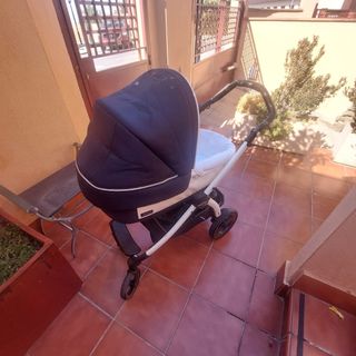 Capazo, huevo y silla de paseo Peg Perego