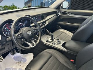 Alfa Romeo Stelvio 2.2 Diesel Sprint RWD 140 kW (190 CV)