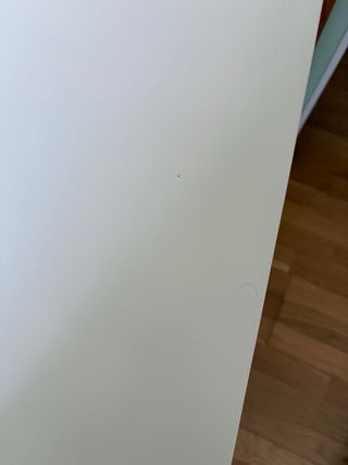 Escritorio prácticamente nuevo