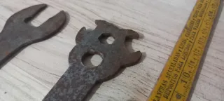 Llaves de bicicleta antiguas