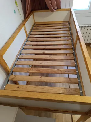 Cama infantil Kura IKEA