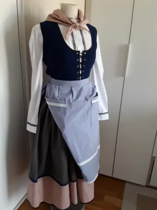 TRAJE NESKA-BASERRITARRA "150 EUROS"