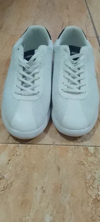 Zapatillas Lacoste Hombre Blancas y Negras