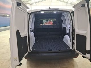 Volkswagen Caddy Cargo 2.0 TDI furgón derivado de turismo