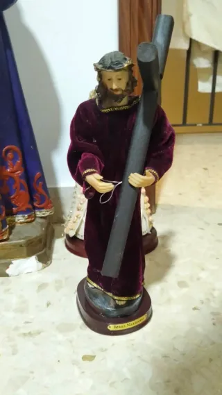 Lote Cristos y Vírgenes