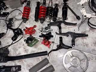 Lote chasis patinete + piezas y frenos