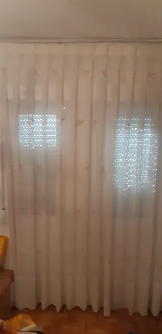 Cortinas blancas