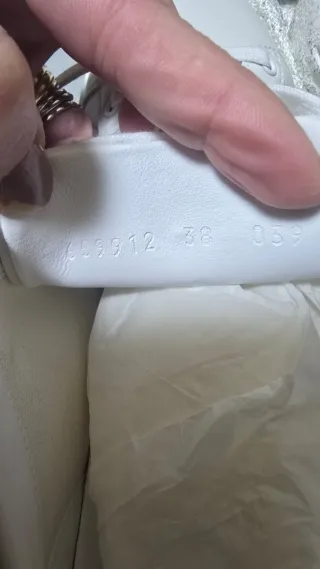 Sneakers Gucci donna bianche con dettaglio verde