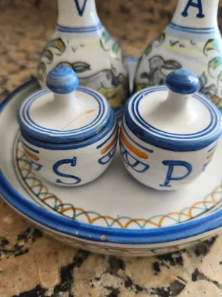 Vinagreras de cerámica con diseño de conejos