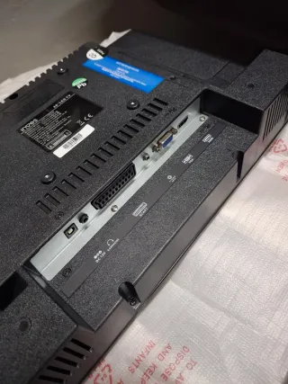 Televisor Inves LED 1770