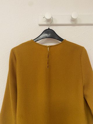 Blusa mostaza manga 3/4