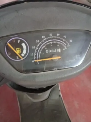 Moto DAK Escúter Automática