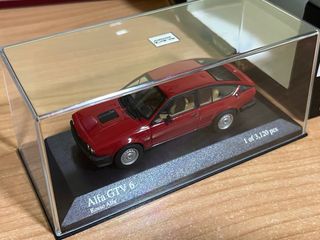 Alfa Romeo GTV 6 1:43 Minichamps Rara e iconica