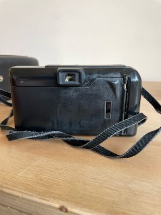 Minolta AF-Tele Super Cámara Compacta Negra