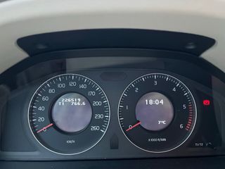 VOLVO XC70 D5 2.4 AWD 185CV AUTOMATICO