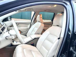 VOLVO XC70 D5 2.4 AWD 185CV AUTOMATICO