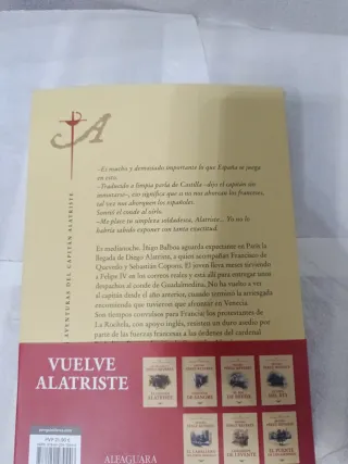 Misión en París (Las aventuras del capitán Alat...