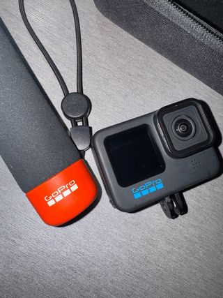 GoPro Hero 10 con accessori