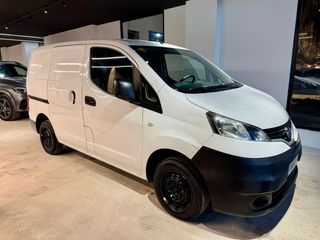 Nissan NV200 2017