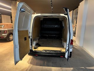 Nissan NV200 2017