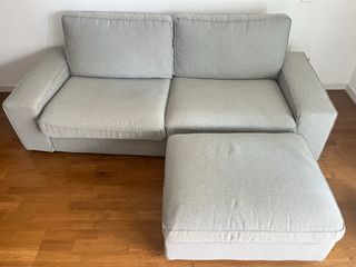 Sofá Kivik 3 plazas Ikea + reposapiés
