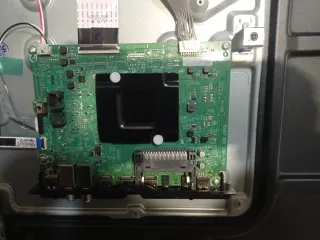 *Despiece TV hisense 65A6K