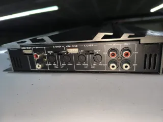 Amplificador Audio Car Auna 2400W AB-450