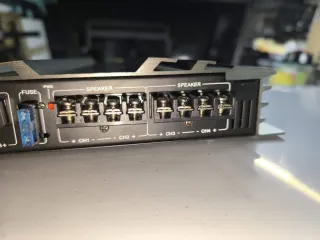 Amplificador Audio Car Auna 2400W AB-450