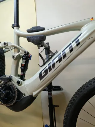 Bicicleta Eléctrica Giant Stance